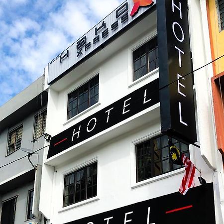 Hako Xpress Tmn Skudai Baru Hotel Bagian luar foto