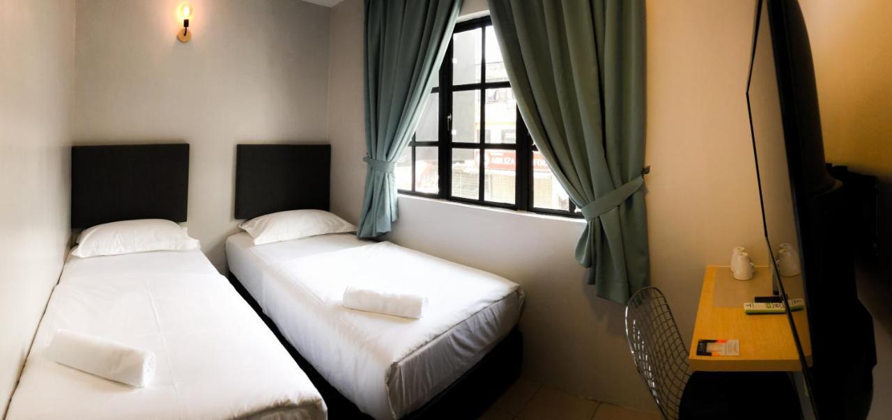 Hako Xpress Tmn Skudai Baru Hotel Bagian luar foto